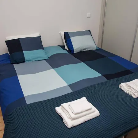 Guestready - Charming Downtown And Quiet דירה